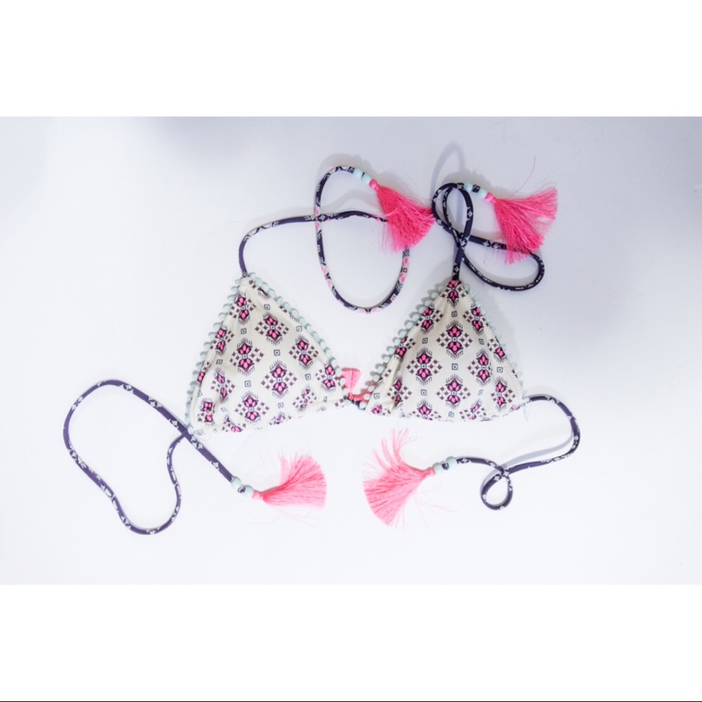 Victoria Secret pattern bikini top size Medium